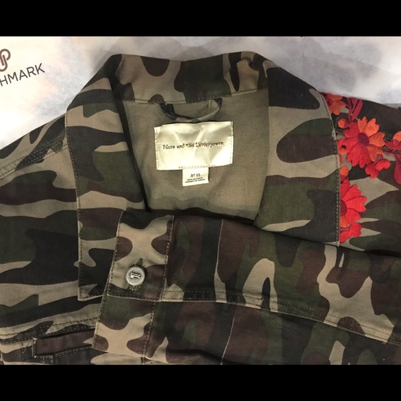 NWOT - Pilcro Embroidered Camo Jacket, XL - Picture 15 of 15